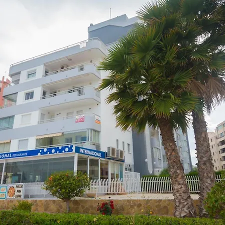 36 Avenida Juan Carlos I 아파트 칼페