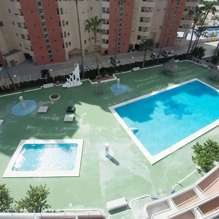 36 Avenida Juan Carlos I 아파트 *