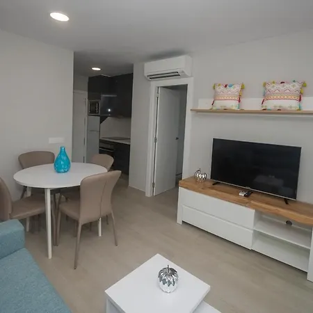 36 Avenida Juan Carlos I * 칼페