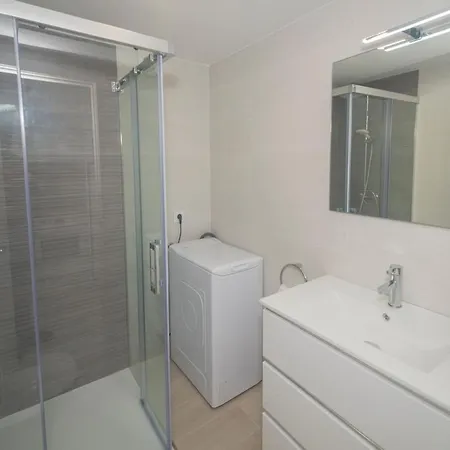 36 Avenida Juan Carlos I * 칼페